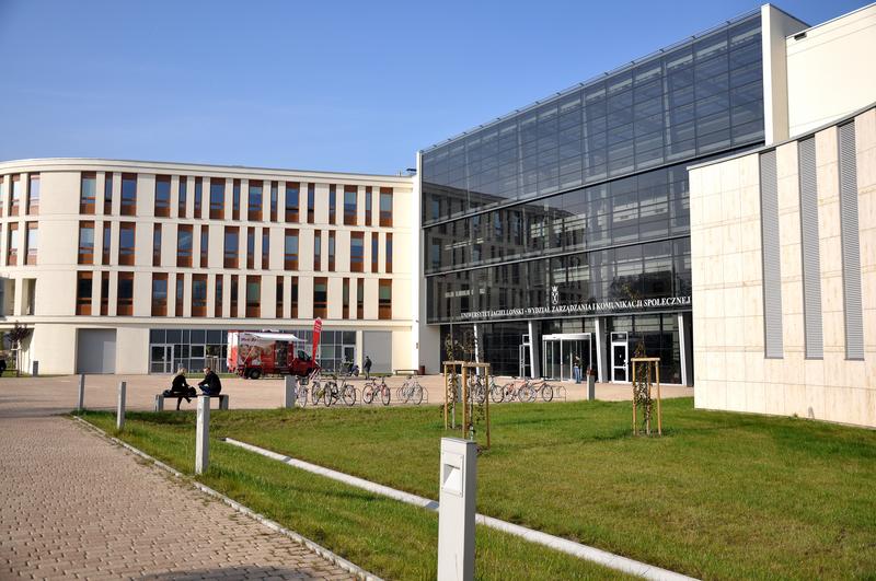 Wydział Zarządzania i Komunikacji Społecznej_02