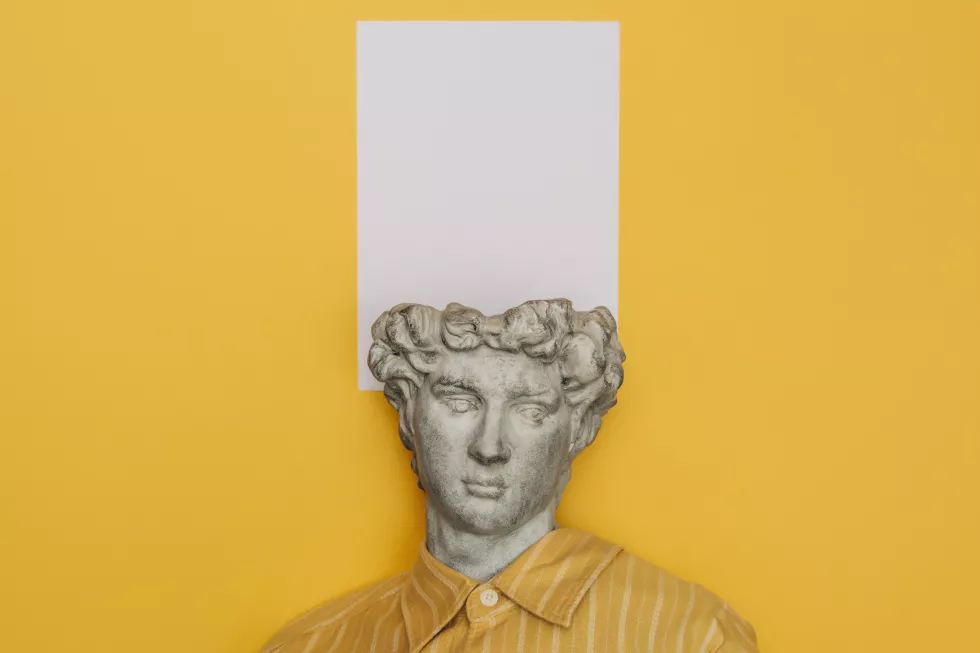 bust-statue-representing-antiquity-with-its-head-replaced-by-sheet-paper