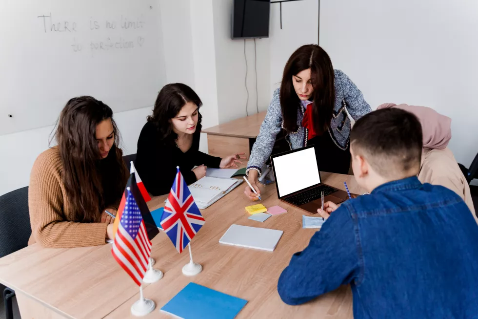 teamwork-working-multiethnic-group-students-teacher-study-foreign-languages-together-class(1)