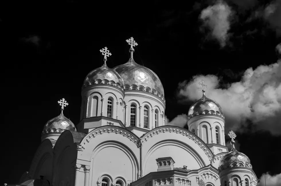 andrey-soldatov--ZNzNBbqZsY-unsplash