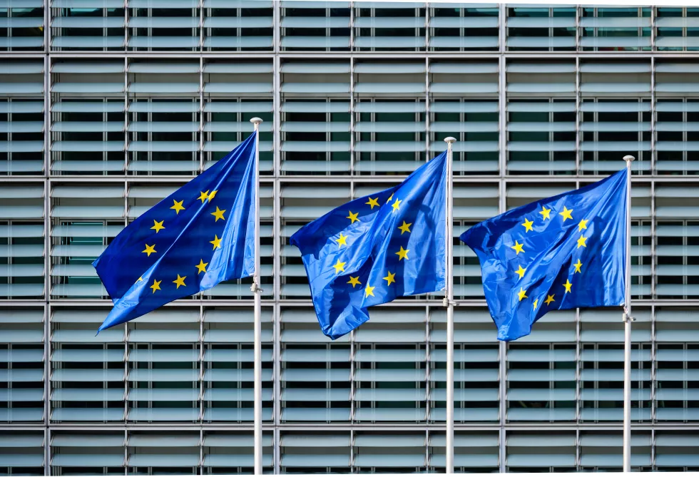 eu-flags-front-european-commission