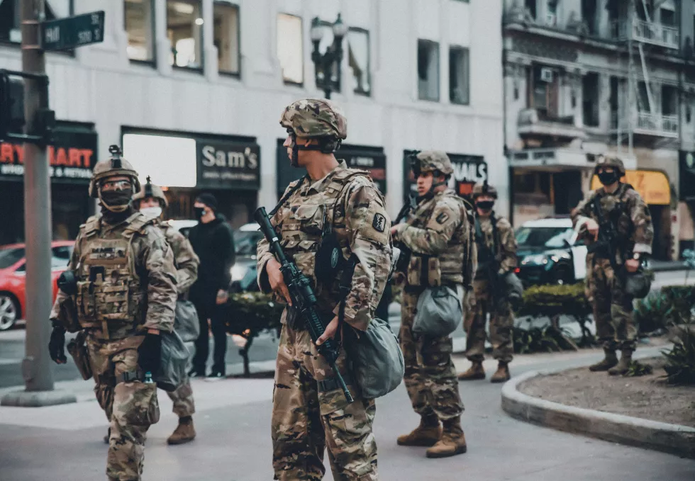 sean-lee-hDqRQmcjM3s-unsplash(1)