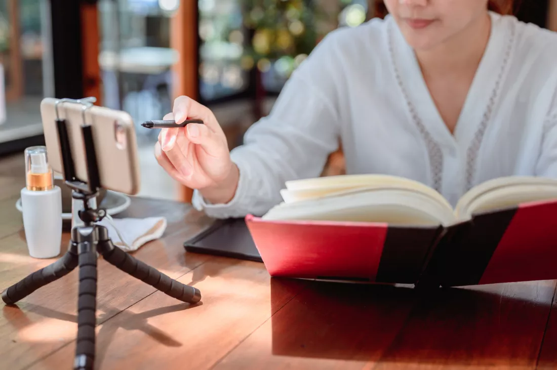new-normal-after-coronavirus-online-learning-e-learning-education-anytime-social-connect-home-asian-woman-lifestyle-covid