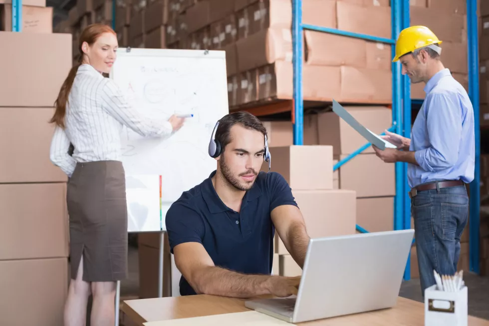 warehouse-team-working-together-shipment
