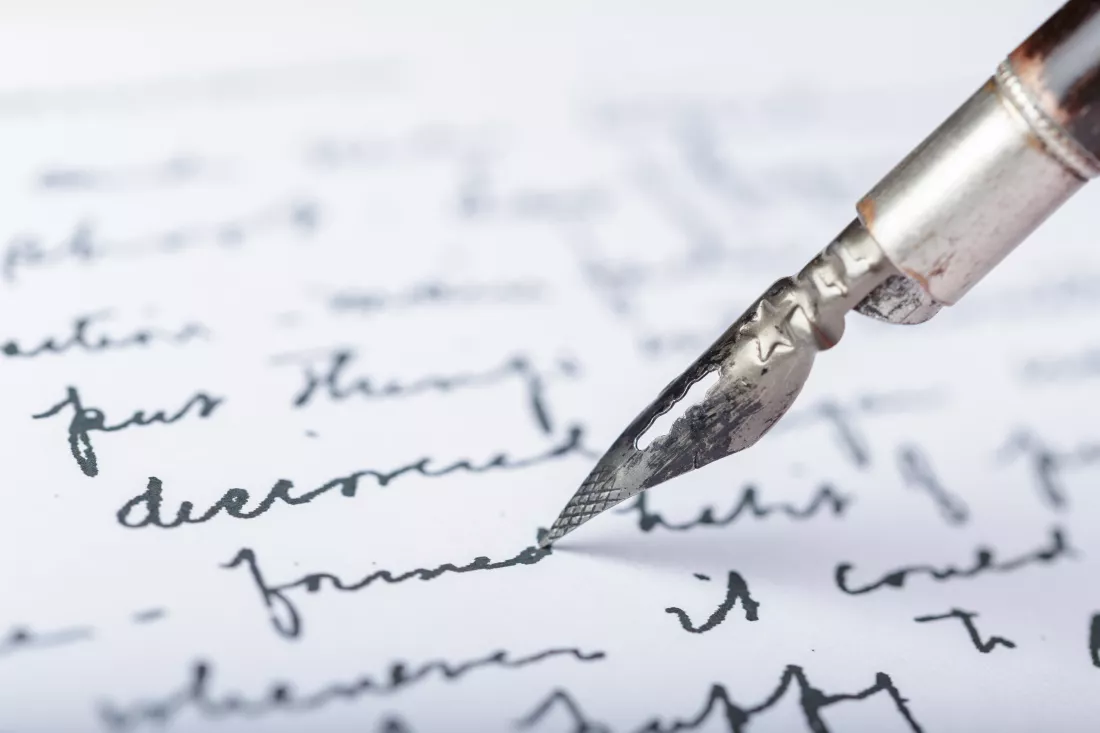 fountain-pen-antique-handwritten-letter