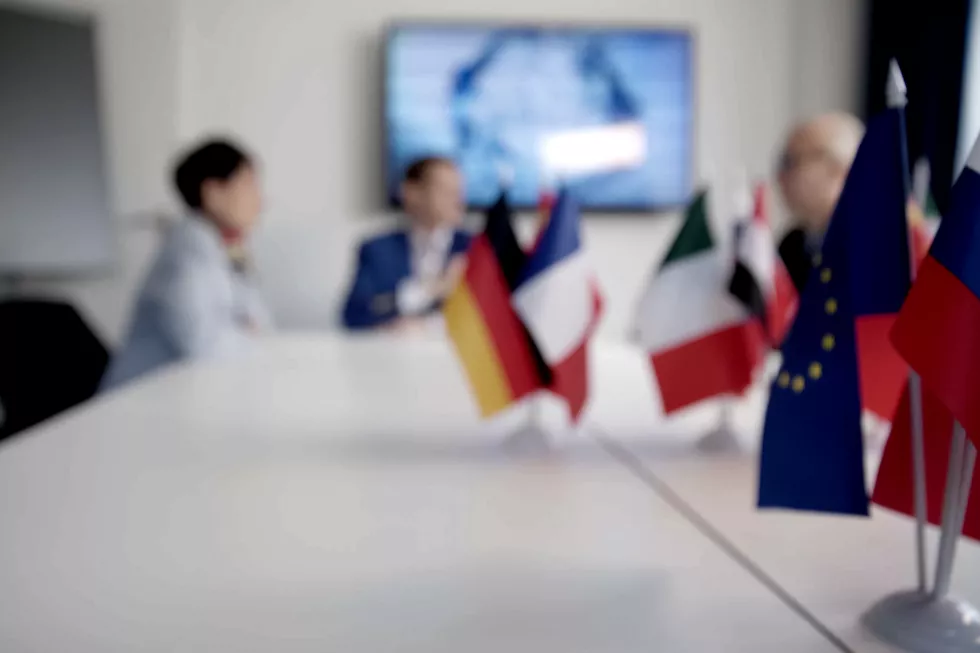 Prawno-polityczne relacje międzynarodowe