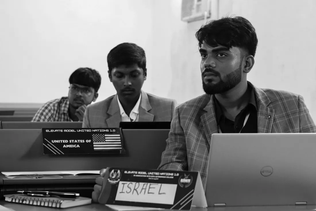 abhinav-anand-8Zp4HhrevqU-unsplash