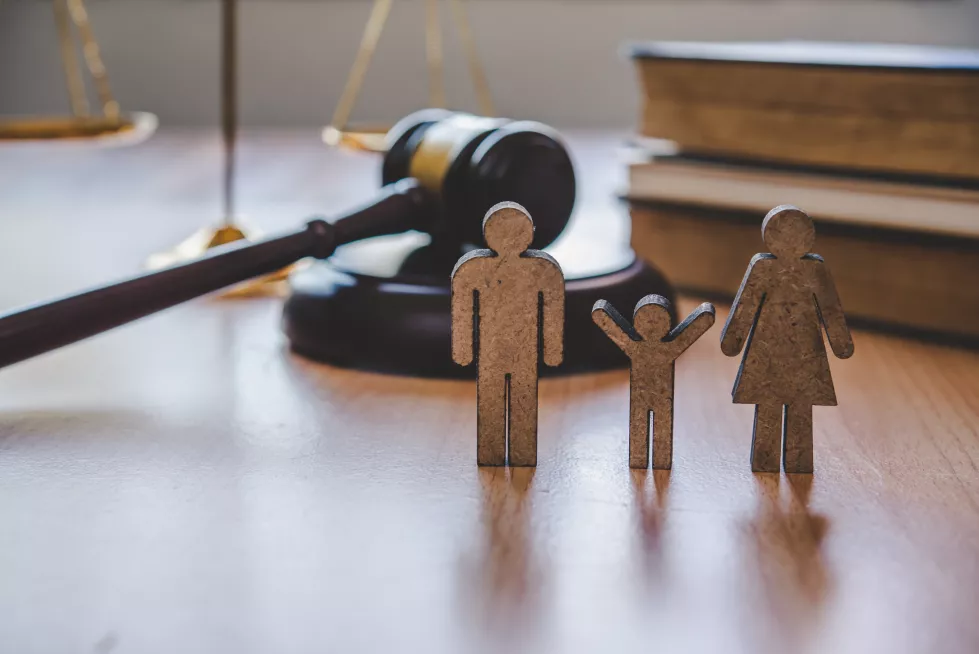 lawyer-scales-justice
