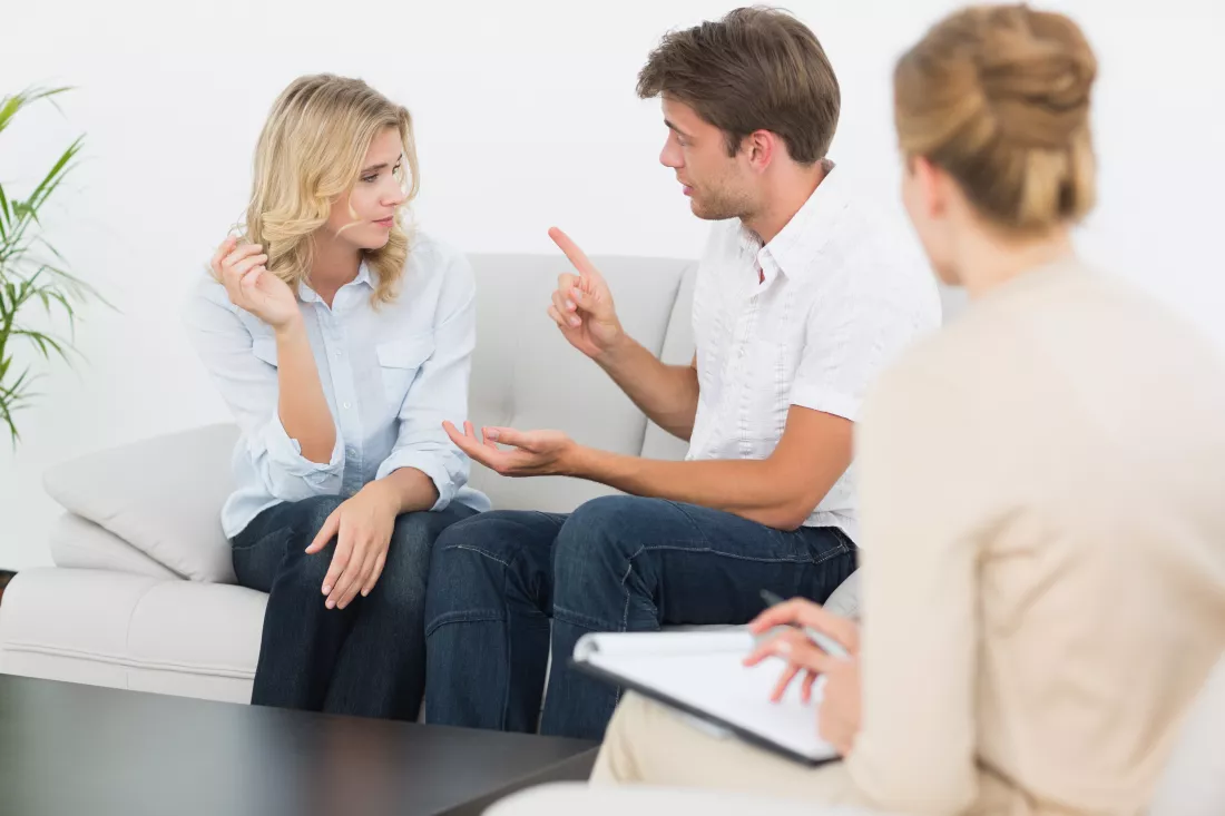 couple-meeting-with-financial-adviser