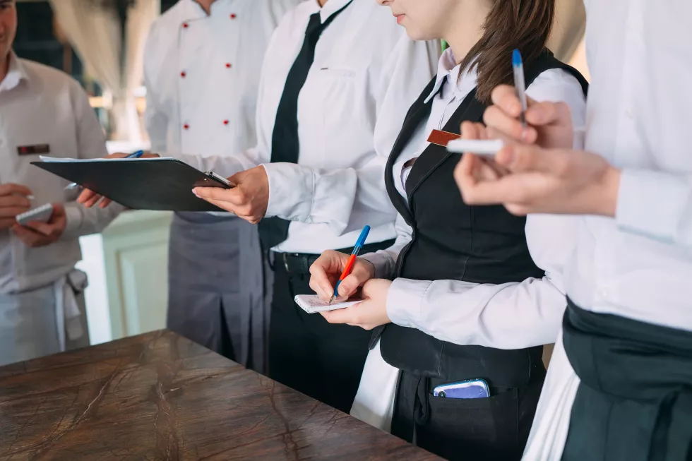 Zarządzanie w branży HoReCa (Hotel, Restauracja, Catering)