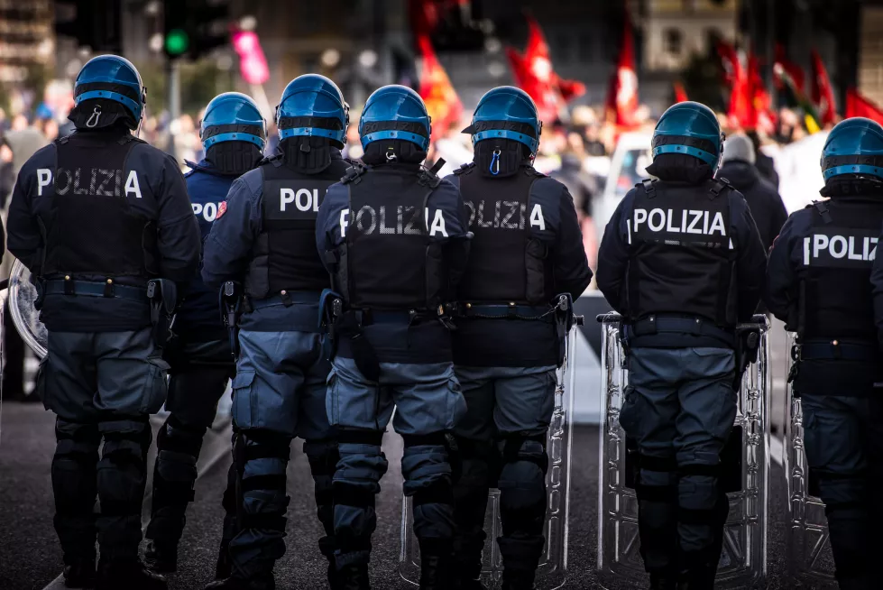 rear-view-police-street