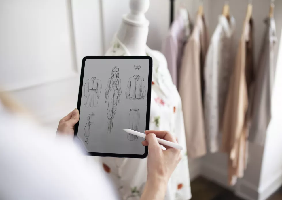 businesswoman-working-fashion-clothing-design