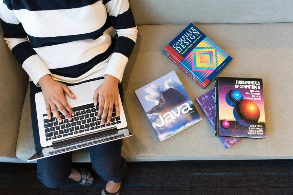 christina-wocintechchat-com-jEGi-CghvjE-unsplash
