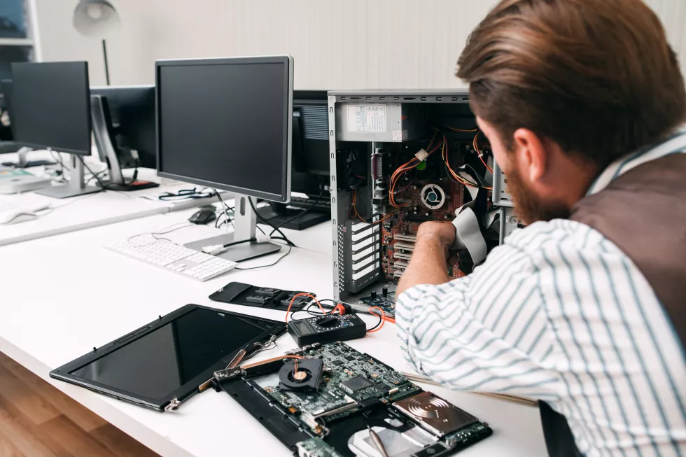 broken-computer-disassembling-close-up-repairman-take-apart-cpu-find-failure-reason-electronic-repair-renovation-concept